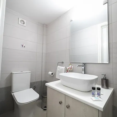 Elite Luxury Aparthotel Omodos