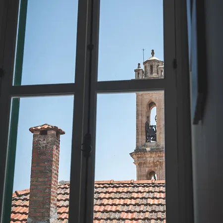 Elite Luxury Aparthotel 3*